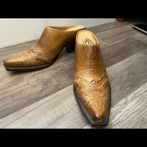 Charlie 1 horse ankle cowgirl boots